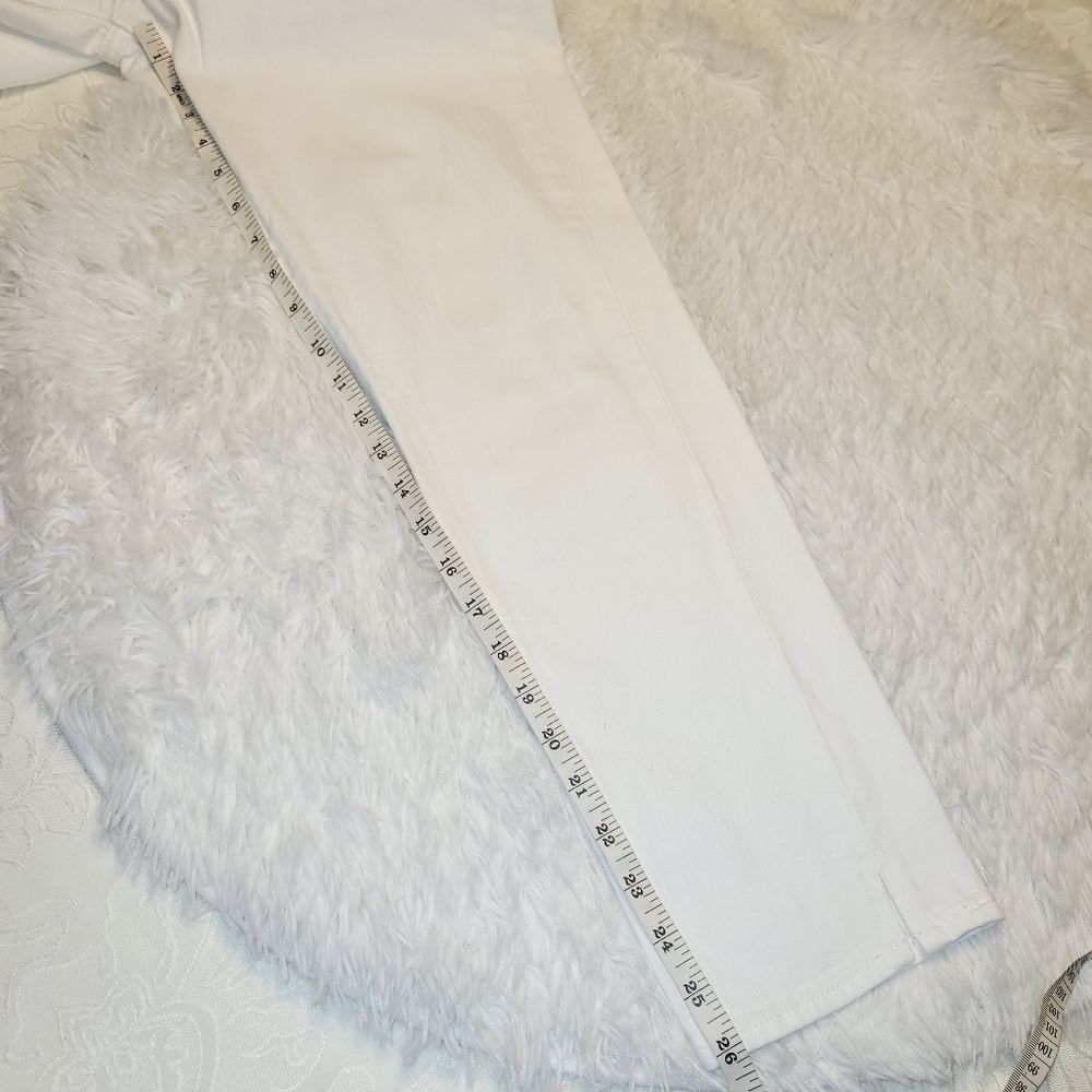 PAIGE white Kylie Crop jeans - Picture 9 of 9
